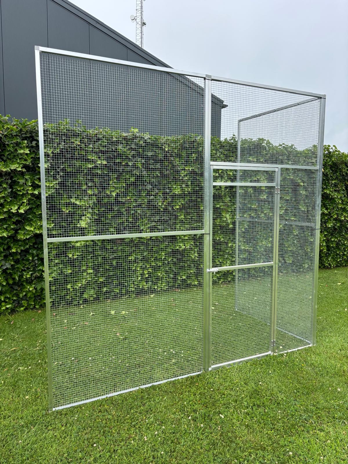 Pluverdi Kippenren aluminium 300x200x200 cm.