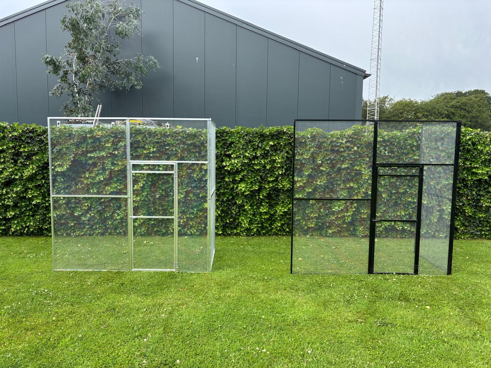 Pluverdi Kippenren aluminium zwart 300x200x200 cm.