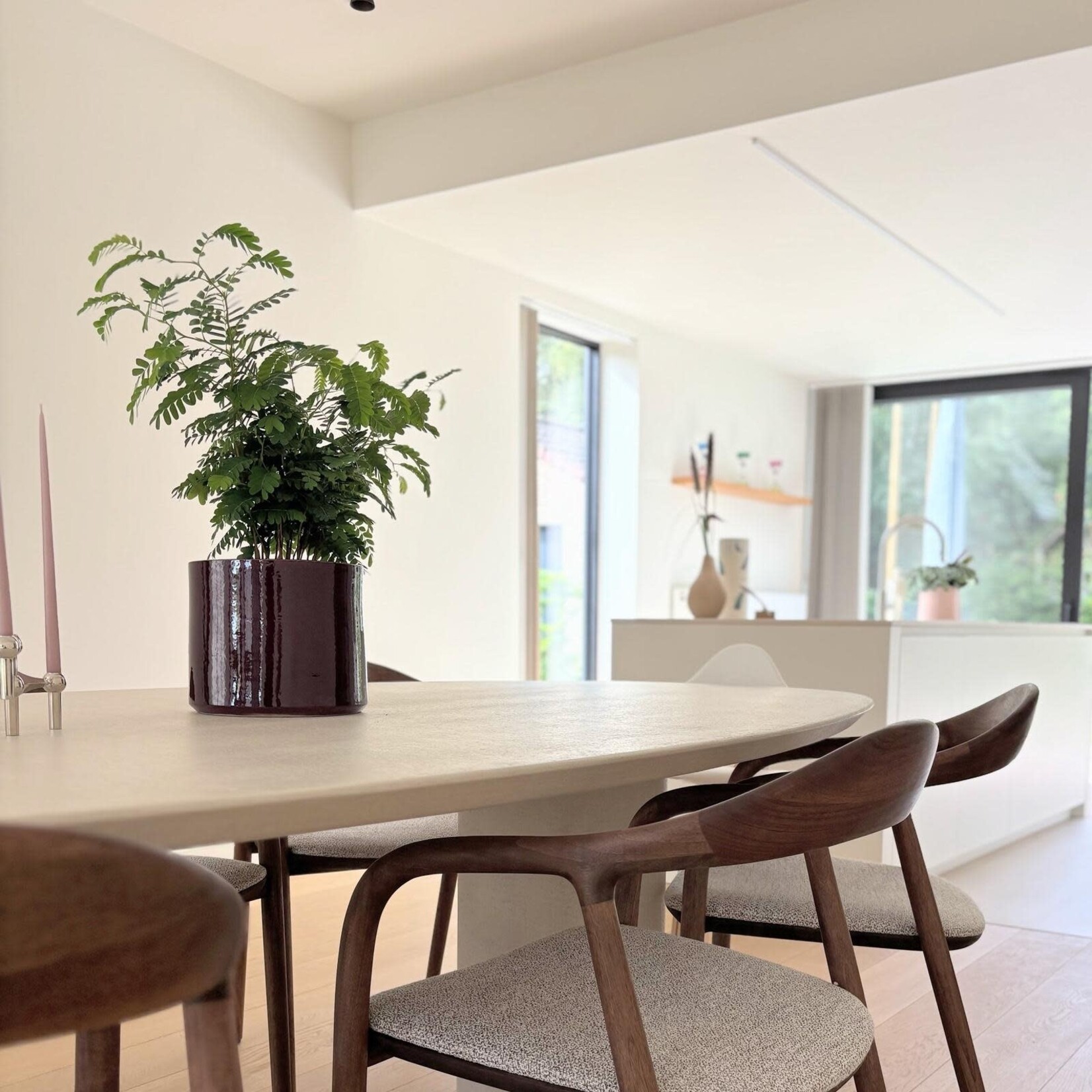 Cocoon Pot conic Bordeau - 24Ø23