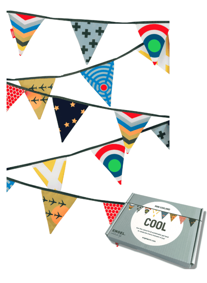 Slinger Garland Cool