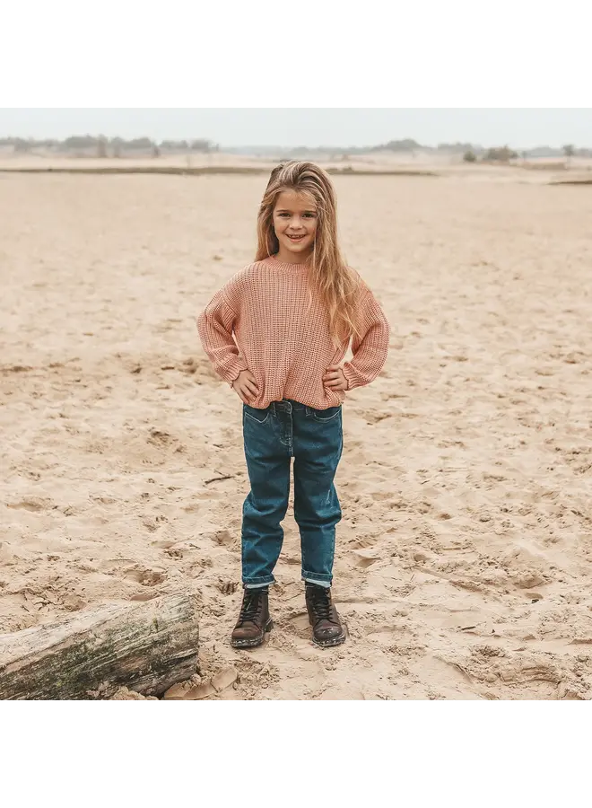 Knit chunky scallop sweater