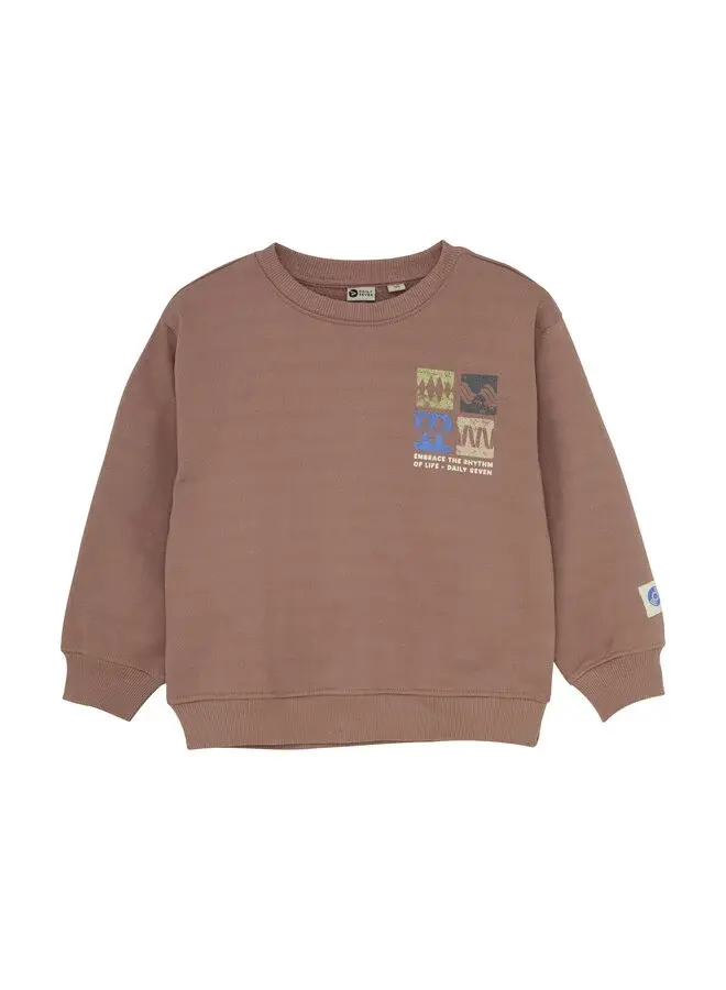 Oversized Sweater Artwork Burlwood