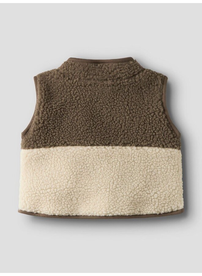 NBMlajo loose vest lil SS26
