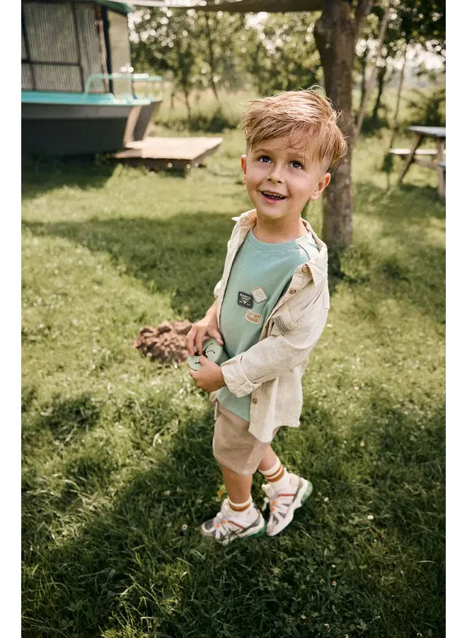 T-shirt Basic badge Green milieu SS26