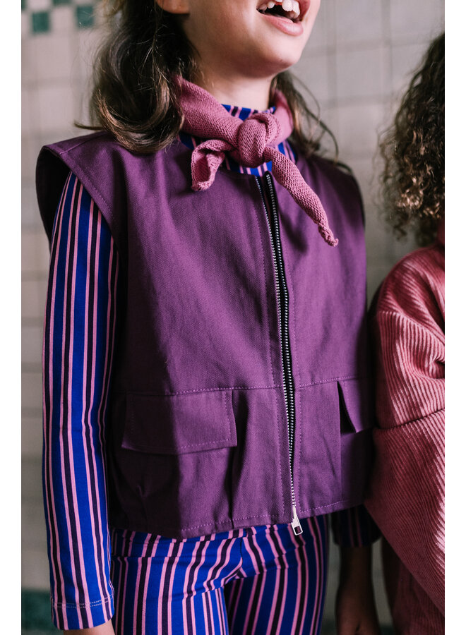Belle vest deep burgundy