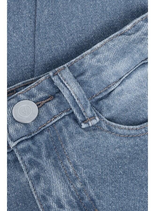 Denim barrel fit pocket blue denim