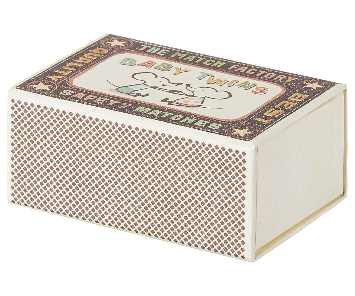 Maileg Knuffelmuis Tweeling Baby Muis in Luciferdoosje 8cm Maileg Knuffelmuis Tweeling Baby Muis in Luciferdoosje 8cm