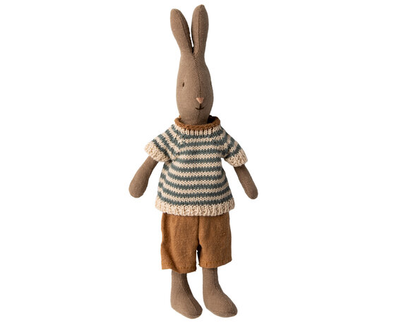 Maileg Knuffel Rabbit Size 1 Bruin met Shirt en Short 25cm