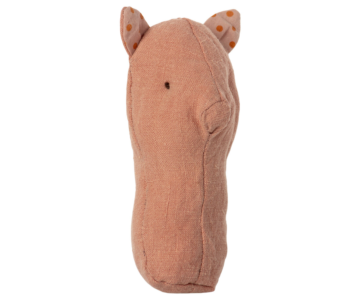 Maileg Knuffelrammelaar Lullaby Friends Varkentje