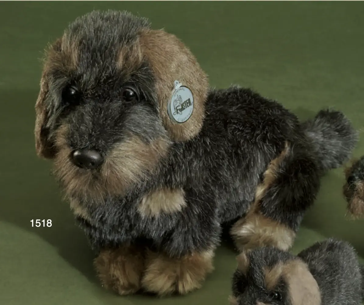 Förster Knuffel Teckel Zittend 32cm