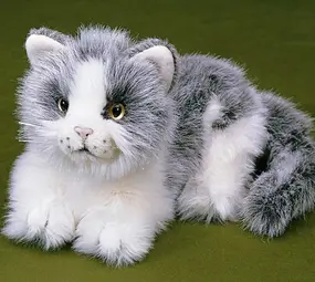 Förster Knuffel Kat Liggend Grijs/Wit klein 20cm