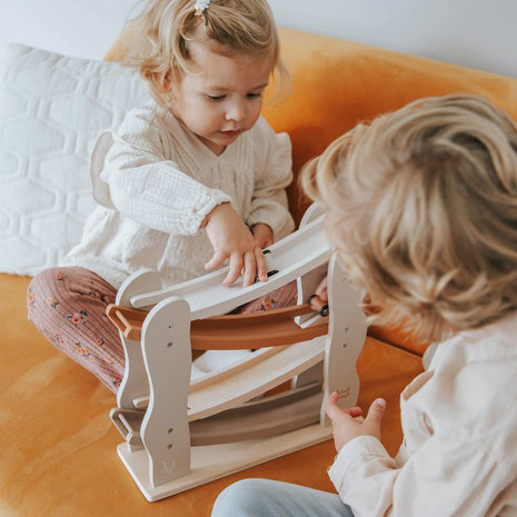 Label Label Auto glijbaan - Nougat Label Label Auto glijbaan - Nougat