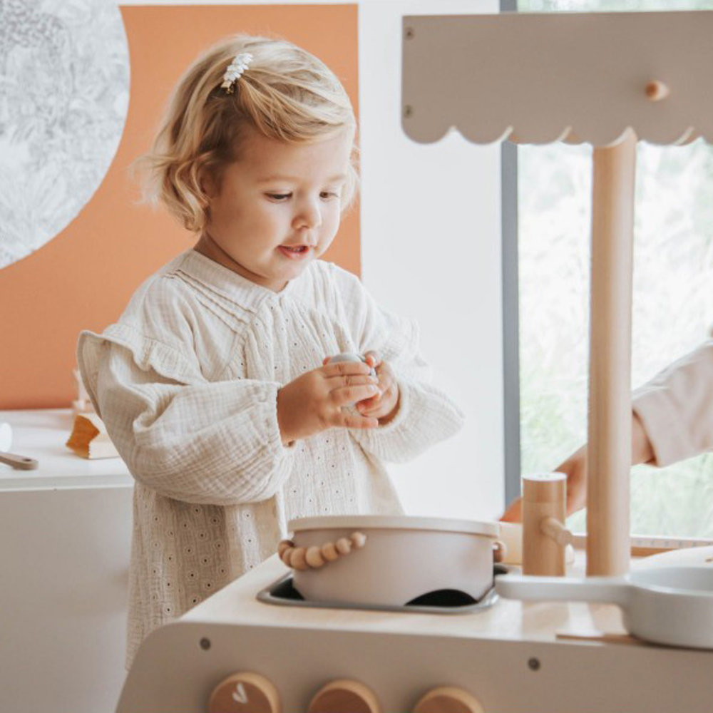 Label Label Bistro Kitchen - Nougat Label Label Bistro Kitchen - Nougat