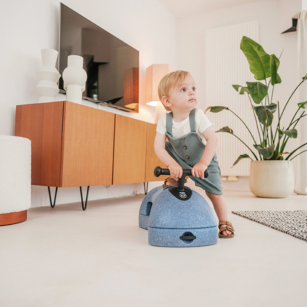 Scoot and Ride MyFirst babywalker - blauw