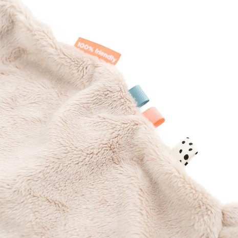 Done by Deer Knuffeldoekje Lalee Sand