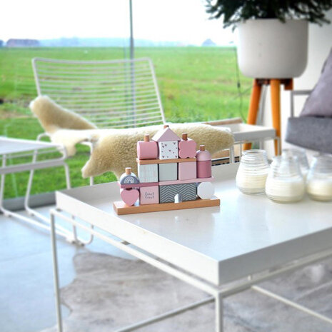Label Label Stapelblokken huisje - Roze Label Label Stapelblokken huisje - Roze
