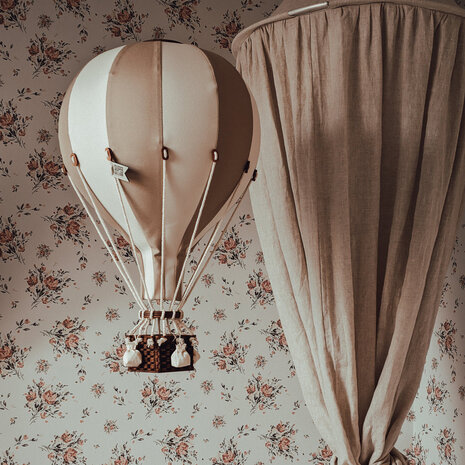 Super Balloon Luchtballon - beige en ecru (Groot) Super Balloon Luchtballon - beige en ecru (Groot)