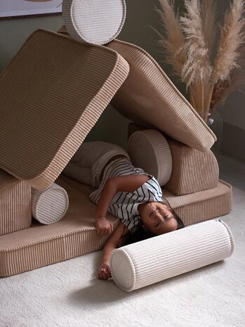 Wigiwama Zit- en speelbank - Brown Sugar Wigiwama Zit- en speelbank - Brown Sugar