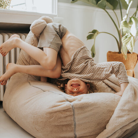 Scandinavian stories Poef Teddy Corduroy - Dusty pink Scandinavian stories Poef Teddy Corduroy - Dusty pink