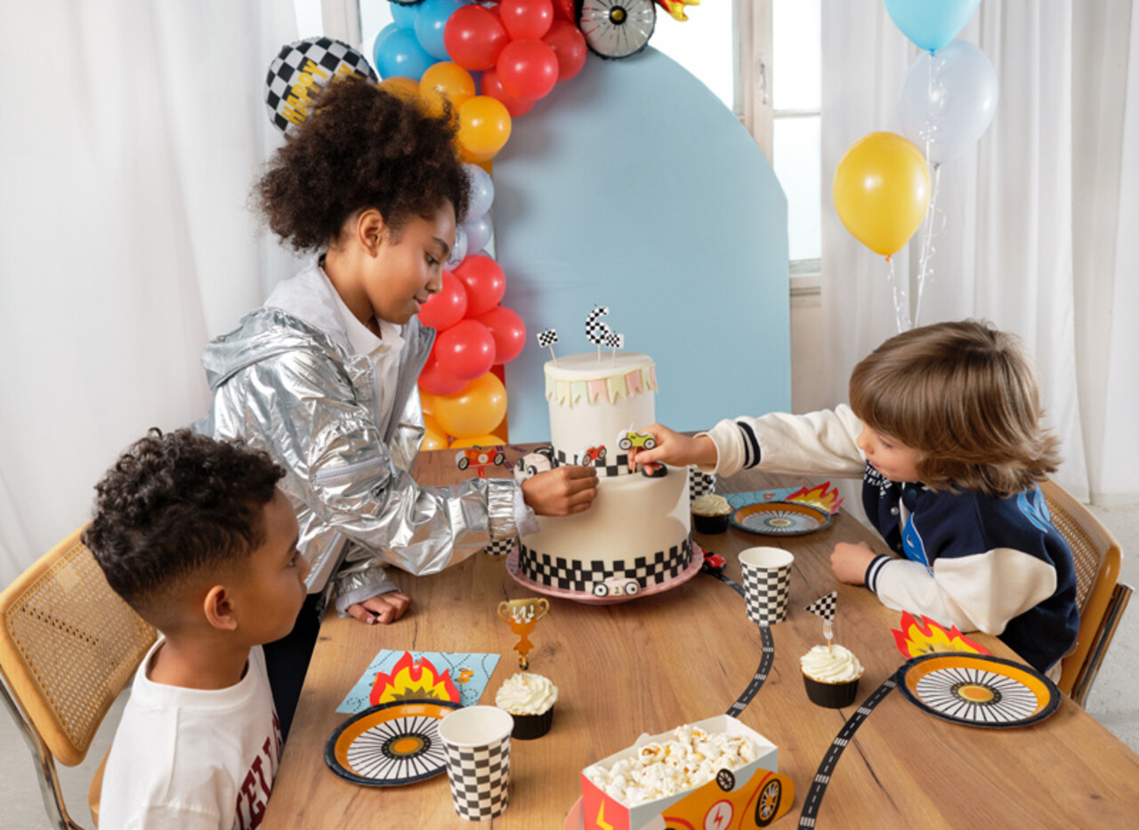 PartyDeco Taarttopper Cars (4 st mix 12 cm) PartyDeco Taarttopper Cars (4 st mix 12 cm)