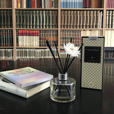 Geurstokjes met witte anemoon Rose Perfume - 200 ml Geurstokjes met witte anemoon Rose Perfume - 200 ml