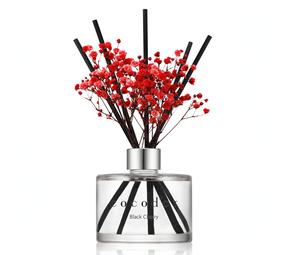 Geurstokjes met rode droogbloemen Black Cherry  - 200 ml Geurstokjes met rode droogbloemen Black Cherry  - 200 ml