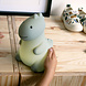 Atelier Pierre Jéroom - Dino LED nachtlamp - Sage Atelier Pierre Jéroom - Dino LED nachtlamp - Sage
