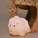 Atelier Pierre Juliette - Dino nachtlamp projector - Roze Atelier Pierre Juliette - Dino nachtlamp projector - Roze