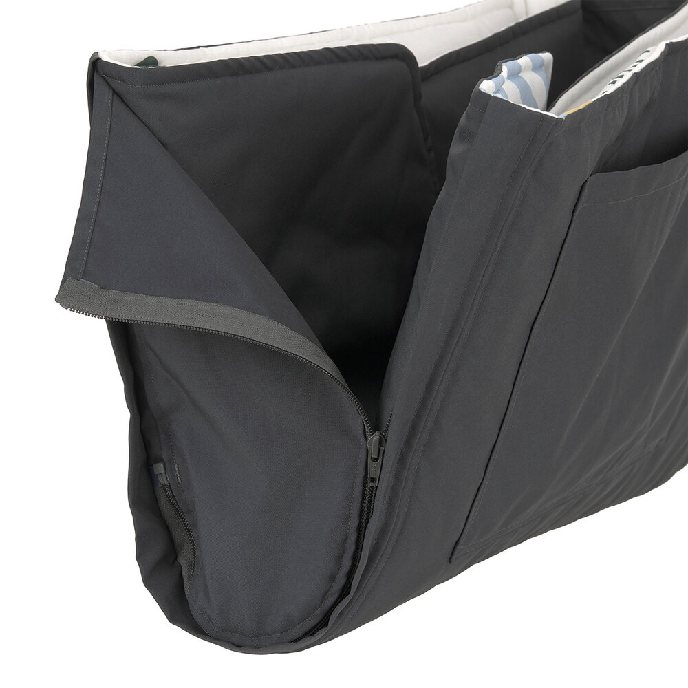 Lässig Tas & Speelkleed 2-in-1 - Mamaki Anthracite Lässig Tas & Speelkleed 2-in-1 - Mamaki Anthracite