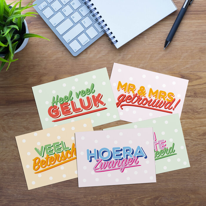 Ansichtkaarten kleurrijke tekst bundel A6