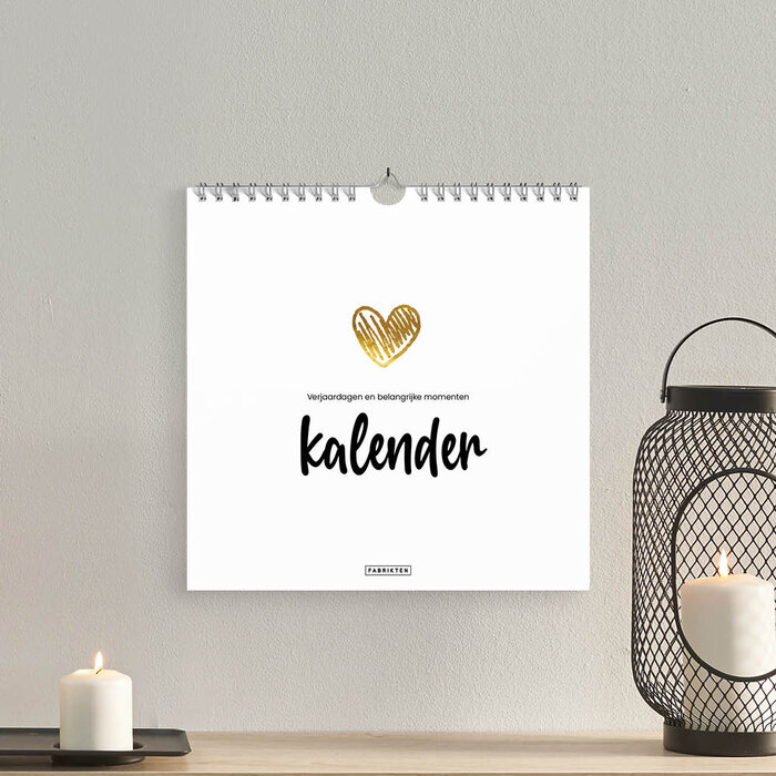 Verjaardagskalender Love 21x21 cm – Minimalistische vierkante kalender