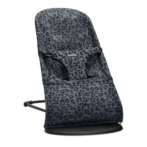 BabyBjörn BabyBjorn Wipstoel Bliss Mesh Leopard Antraciet BabyBjörn BabyBjorn Wipstoel Bliss Mesh Leopard Antraciet