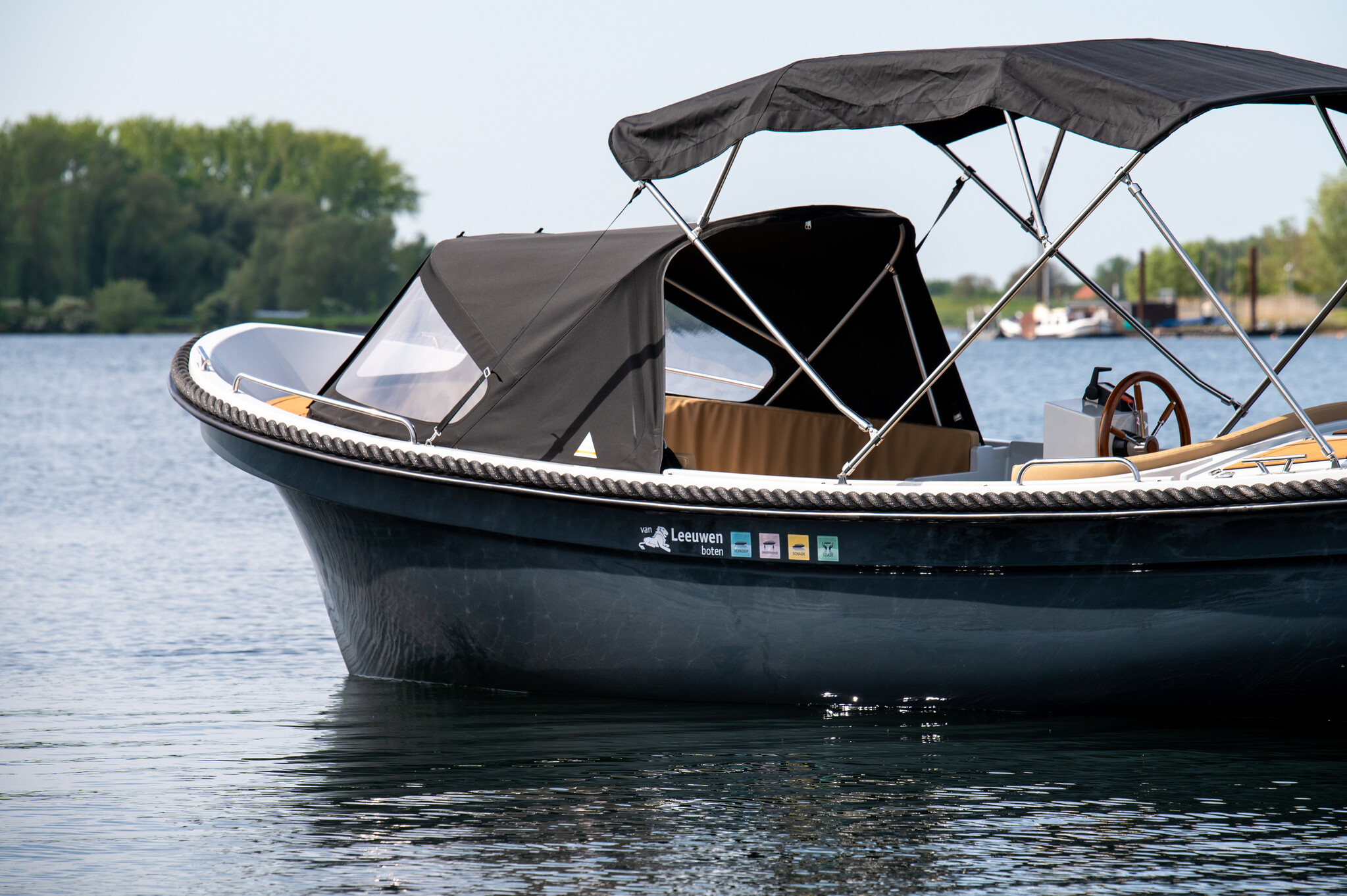 Boot schoonmaken? Onze tips! Van Leeuwen Boten