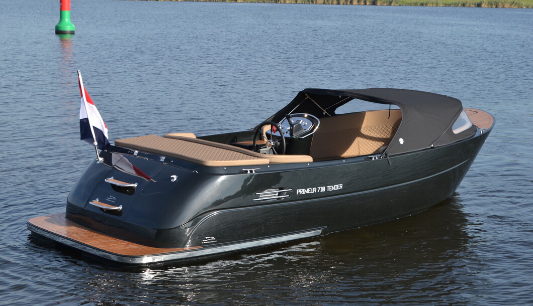 Primeur 710 Tender
