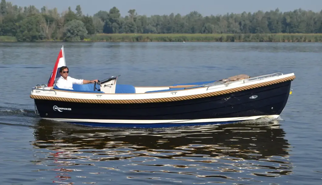 Waterspoor 630 Sloep
