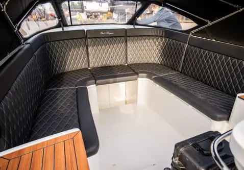Oud Huijzer 740 Tender