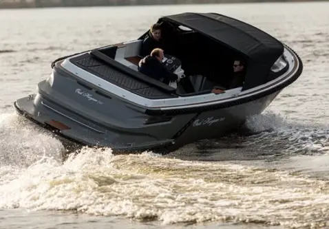 Oud Huijzer 740 Tender