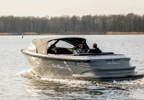 Oud Huijzer 740 Tender