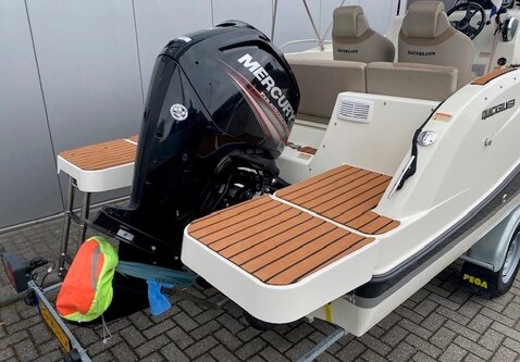 Quicksilver 555 Active | 115PK Mercury | Vaarklaar!