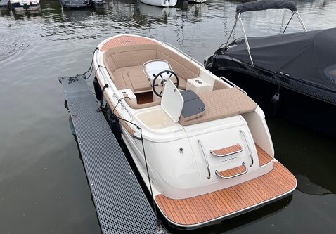 Primeur 625 Tender NIEUW MODEL!