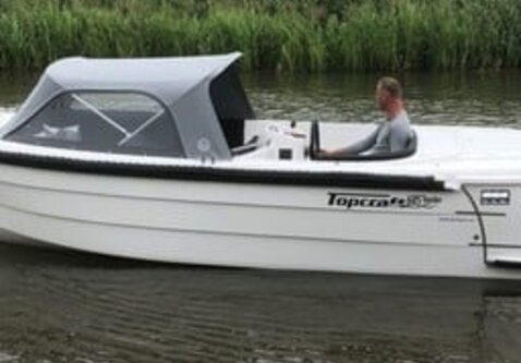 Topcraft 605 Tender