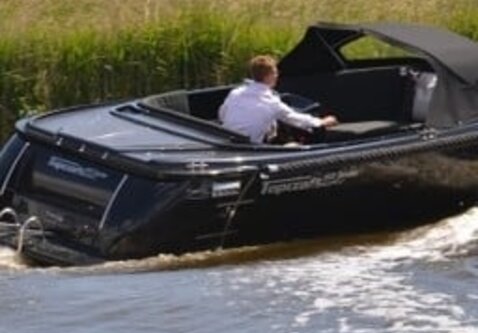 Topcraft 605 Tender