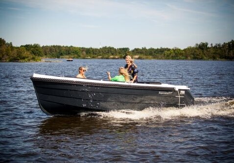Topcraft 605 Tender