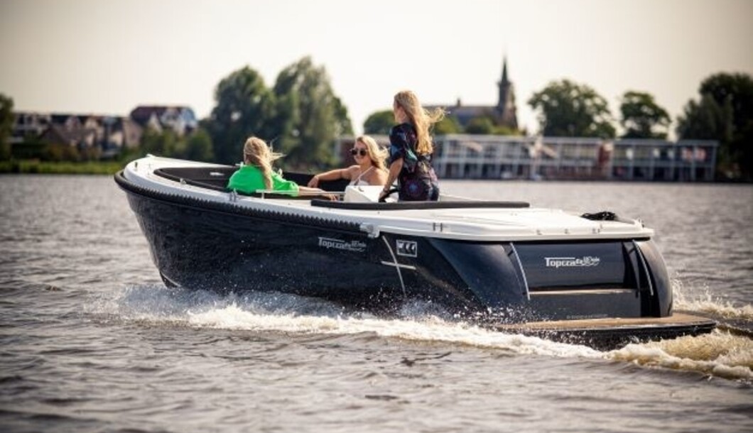 Topcraft 605 Tender