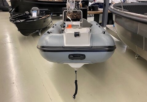 Nimarine 410 / 25PK Mercury / Showroom model / Vaarklaar!