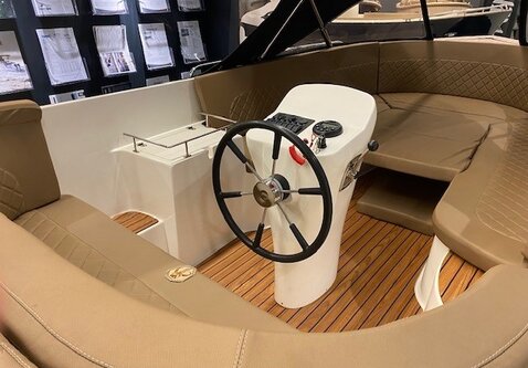 Chaloupe 610 tender / 30PK Suzuki / Occasion Vaarklaar!