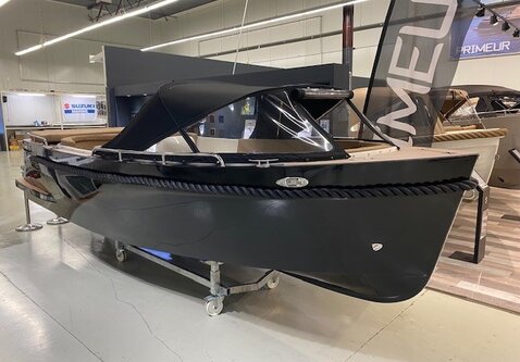 Chaloupe 610 tender / 30PK Suzuki / Occasion Vaarklaar!