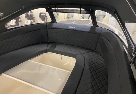 Primeur 600 Tender / Vrije Motorkeuze / Showroom model 2026!