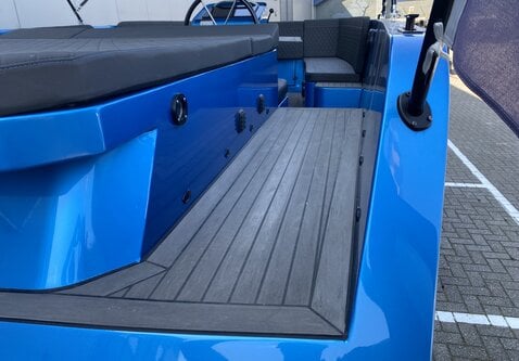 LUXURY 70 ALU  / 100PK Suzuki / Special build! / Full options !!