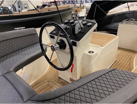 Pieterman 860 / 57PK Yanmar / Nieuwstaat / vaarklaar!